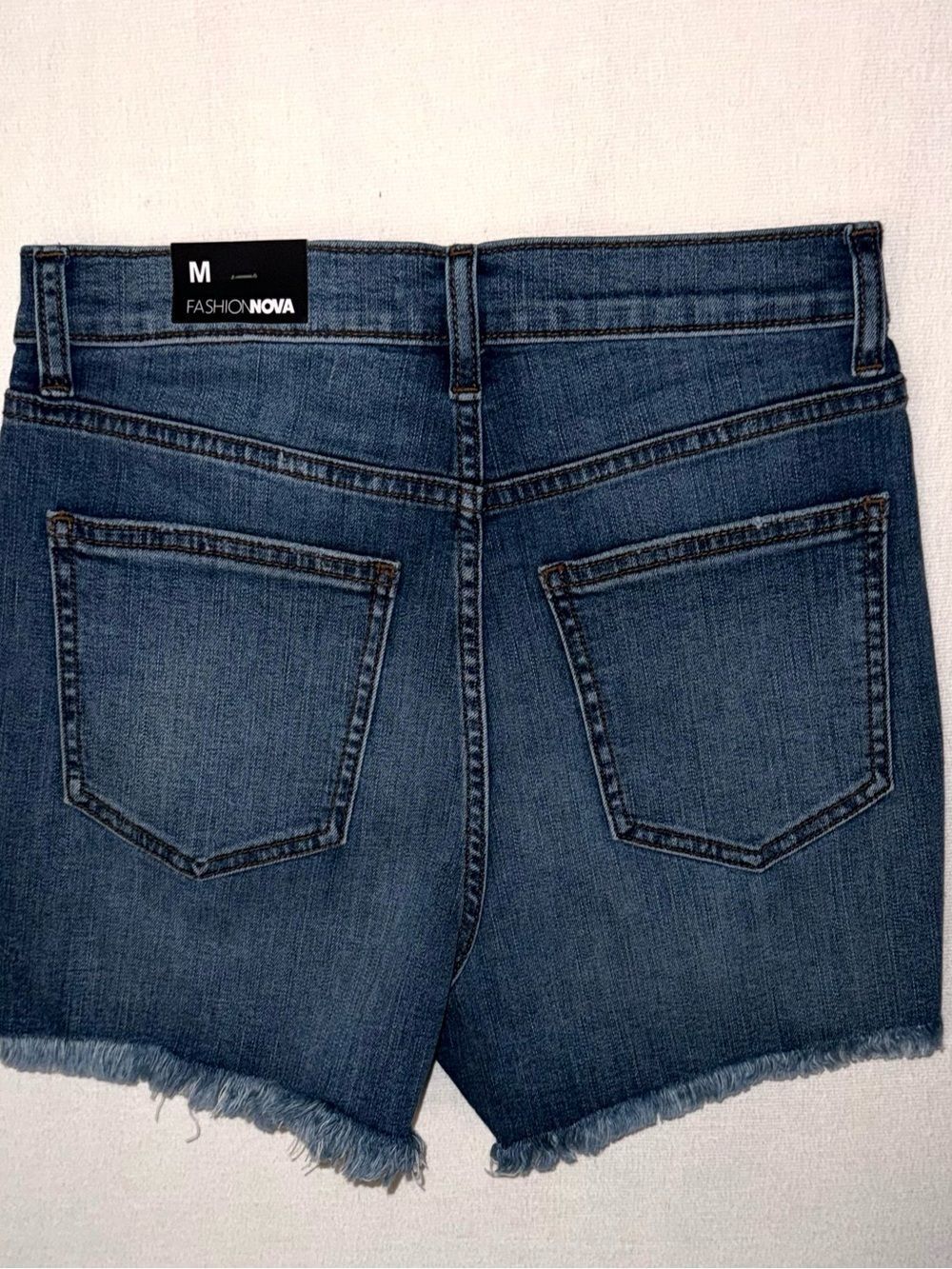 NEW Women’s Fashion Nova High Waisted Medium Wash Distressed Denim Shorts SZ MED - Picture 2 of 4